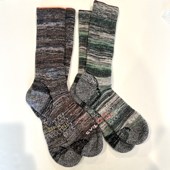 Bombas Other - Bombas NWOT 2 pair Hiking Half Calf Socks Large Gray Green Black Hex Tec Unisex